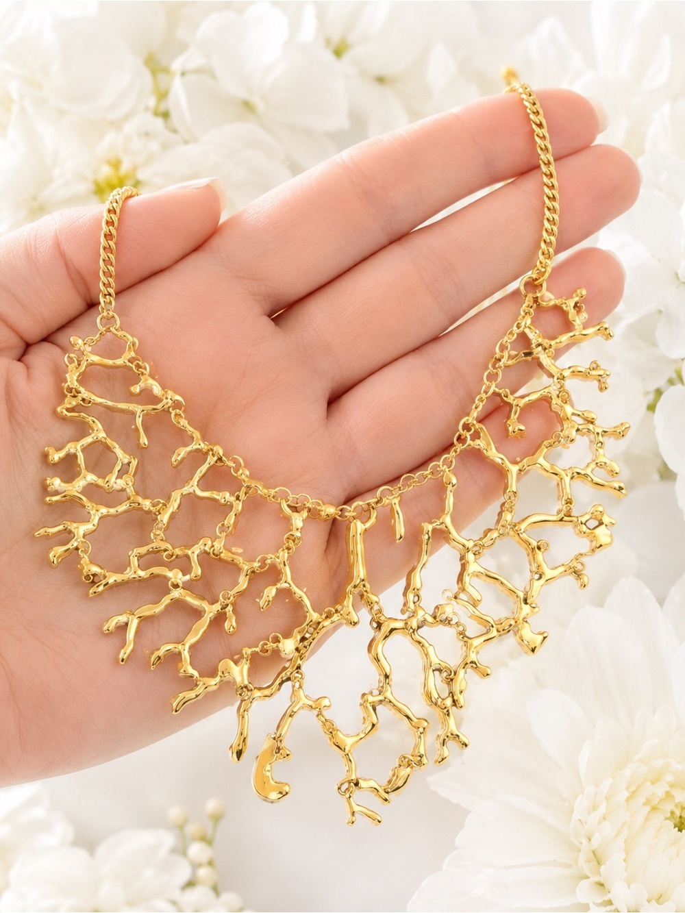 STATEMENT NECKLACE - Picture 3 of 3